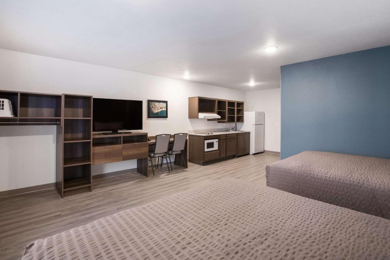Woodspring Detroit 2* Madison Heights