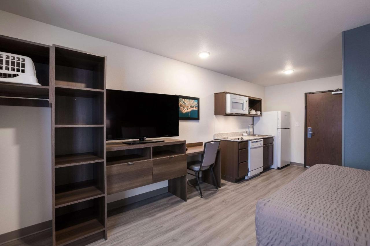 Woodspring Detroit 2* Madison Heights